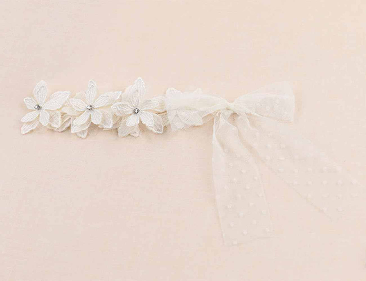 WELLTH HOUSE Baby Girls Bow Knot Lace Headband - Wellth House