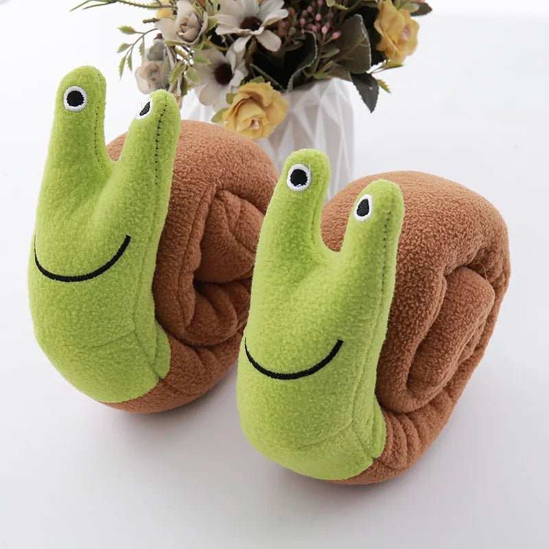 WELLTH HOUSE Snail Shaped Pet Sniffing Toy Mat - Wellth House