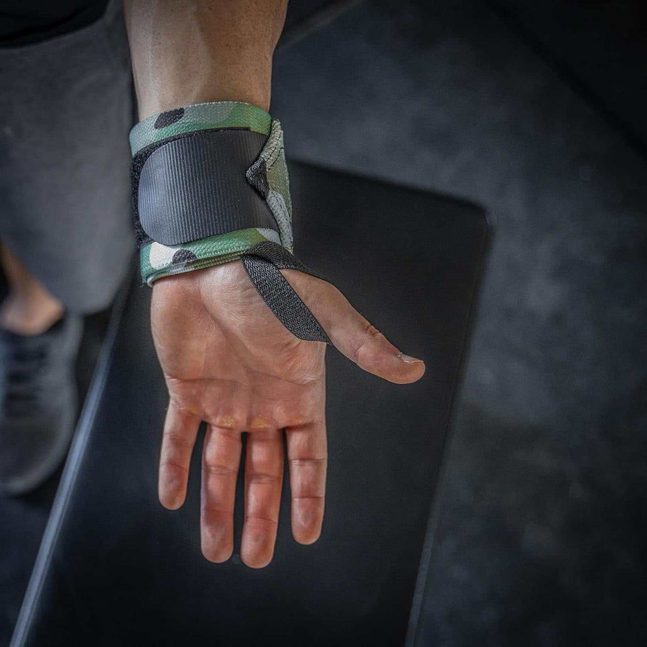WELLTH HOUSE Weightlifting Wrist Wraps 18 Inch - Wellth House