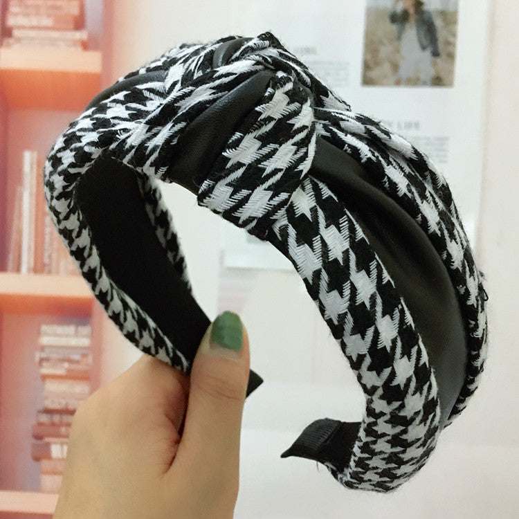WELLTH HOUSE Houndstooth Wide-Brim Retro Headband - Wellth House